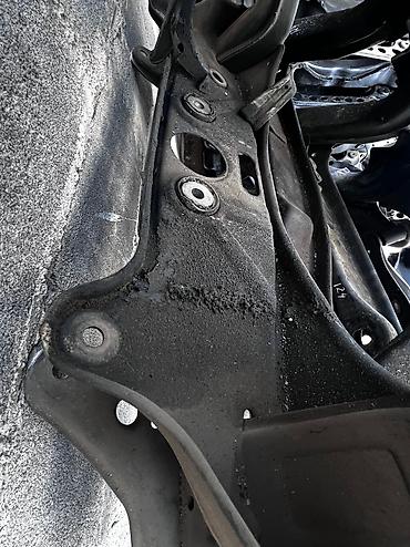 Другие детали ходовой части: Передняя балка на 210 211220 . спринтер 902 с японии почти новые — 4