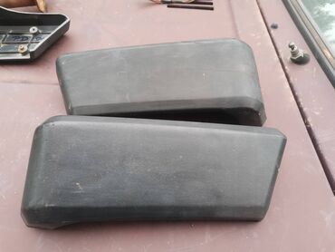 Auto delovi: Polutke zadnjeg branika leva i desna Lada 2121,21213,21214 Niva — 2