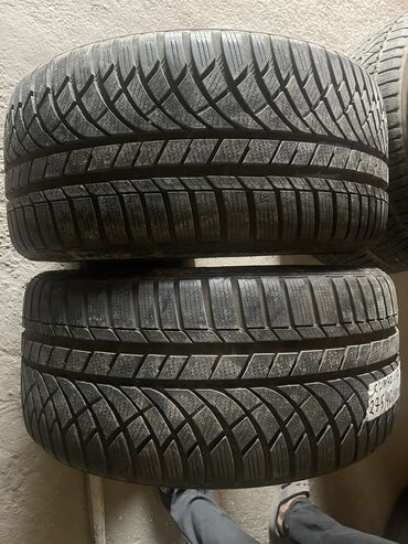 Шины: Шины 275 / 40 / R 18, Зима, Б/у, Пара, Легковые, Корея, Kumho