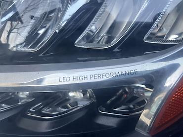 led свет: Передняя левая фара Mercedes-Benz 2020 г., Б/у, Оригинал, США — 2