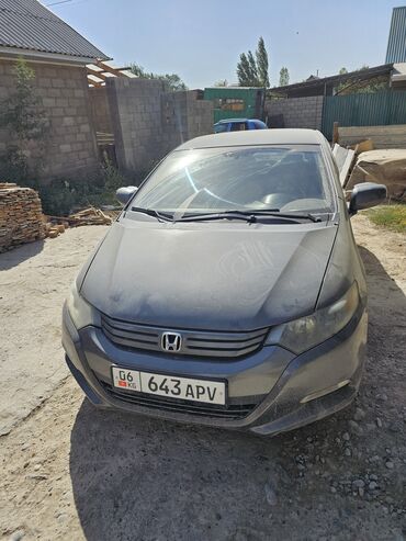 дом на колесах авто: Honda Insight: 2010 г., 1.3 л, Гибрид, Хетчбек