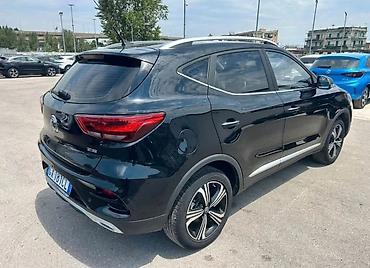 MG: MG ZS: 2024 г., Кроссовер — 5