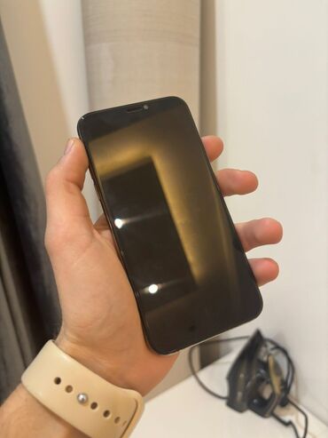 Apple iPhone: IPhone Xs, 256 GB, Qızılı, Face ID — 6