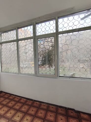 Продажа квартир: 1 комната, 35 м², 105 серия, 1 этаж, Косметический ремонт — 10