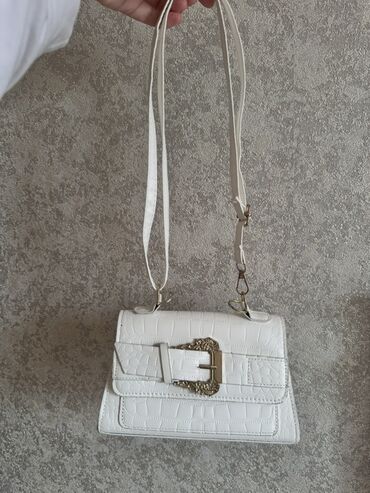 Çantalar: Çanta dəsti, Prada — 20