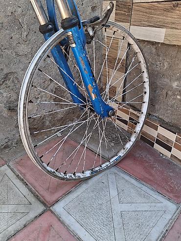 velosiped şini: Velosipedin ön təkər yığımı - Ölçü: 700c/28" (şin ölçüsünə uyğun — 1