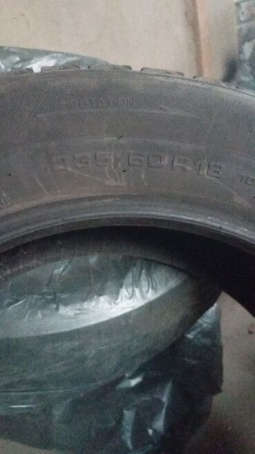 шины r 16: Срочно продам. зимние шины. размер 235/60. размер 18. новые