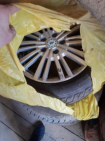 субару 5 100: Литые Диски R 16 Volkswagen, Комплект, отверстий - 5, Б/у — 4