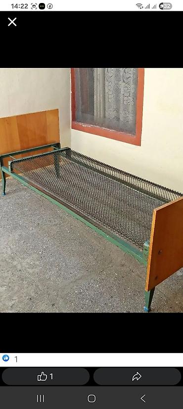 tekli yataq: Metall çarpayı çərçivəsi – klassik yaylı tor əsaslı model - Material — 2
