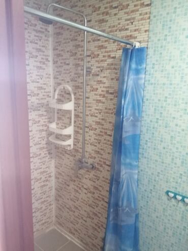 Отели и хостелы: Продаю гостевой дом 2-х этажный 450кв.м в Чон-Сары-Ой(15 минут на авто — 17