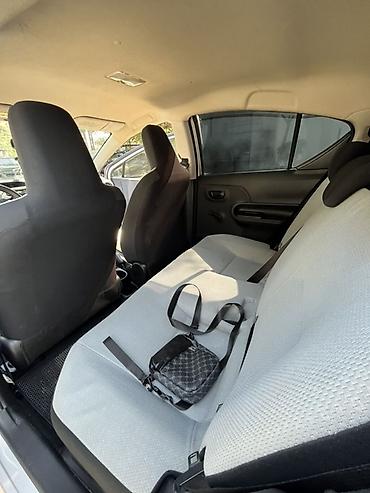 Toyota: Real alıcıya şirin endirim eliyecem Toyota Aqua Hybrid, gümüşü rəng, 5 — 7