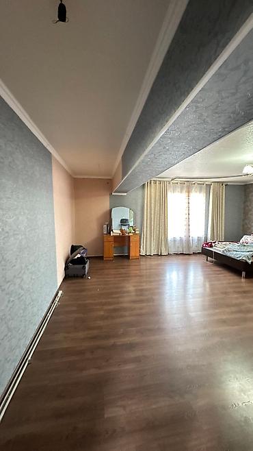 Продажа коттеджей и домов: Продается дом в полицейском городке 220 квадратных метров, 4.4 сотки — 5