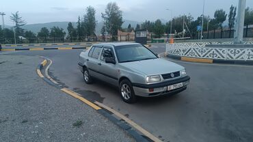 мотороллер муравей с кабиной цена: Volkswagen Vento: 1993 г., 1.8 л, Механика, Бензин, Седан