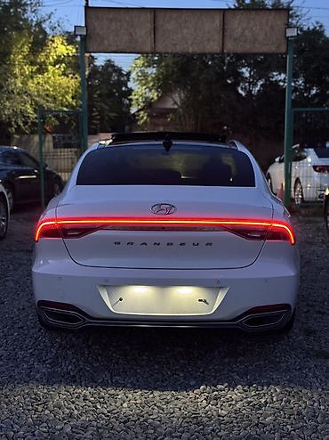 grande: Hyundai Grandeur: 2022 г., 2.4 л, Автомат, Гибрид, Седан — 5