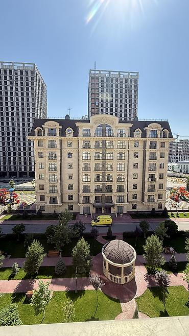 Продажа квартир: 3 комнаты, 145 м², 6 этаж — 4