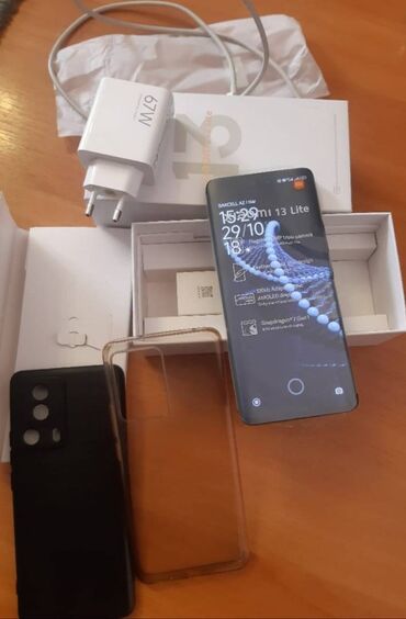 Xiaomi: Xiaomi 13 Lite, 256 GB, rəng - Qara, 
 Sensor, Barmaq izi, İki sim kartlı