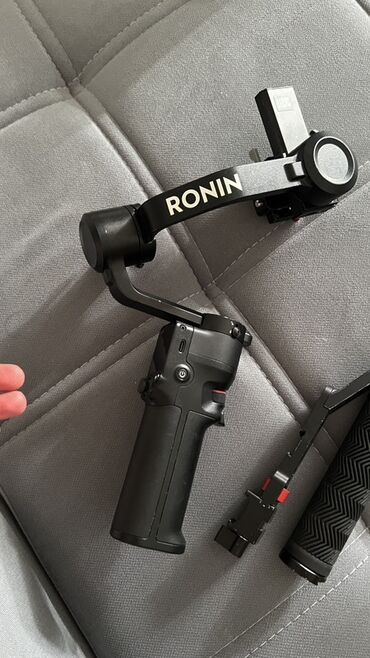 Другие аксессуары для фото/видео: Стабилизатор DJI Ronin RS3 Mini - Компактный 3-осевой ручной кардан