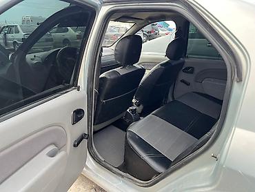 logan: Renault Logan: 2006 г., 1.4 л, Механика, Бензин, Седан — 4