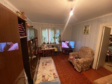 махатма ганди квартира: 2 комнаты, 41 м², 104 серия, 1 этаж, Косметический ремонт