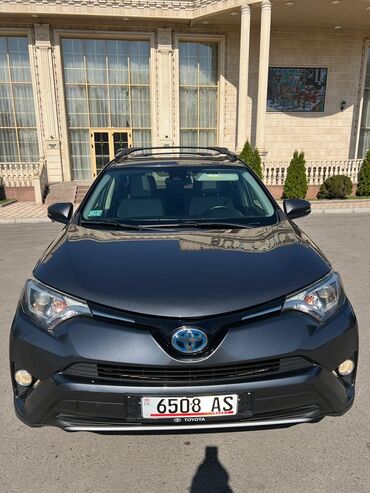 Toyota: Toyota RAV4: 2018 г., 2.5 л, Автомат, Гибрид, Кроссовер