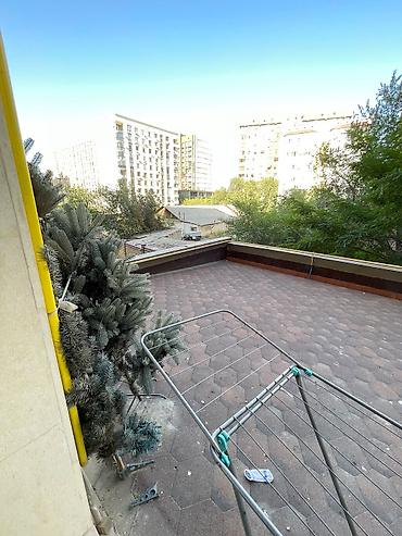Продажа квартир: 3 комнаты, 132 м², 2 этаж — 6
