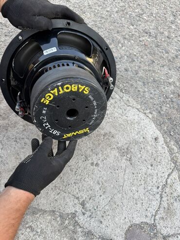 Автомобильная акустика: Продаю Сабвуфер SWAT Sabotage SBT-12V2 - Диаметр: 12" - Серия