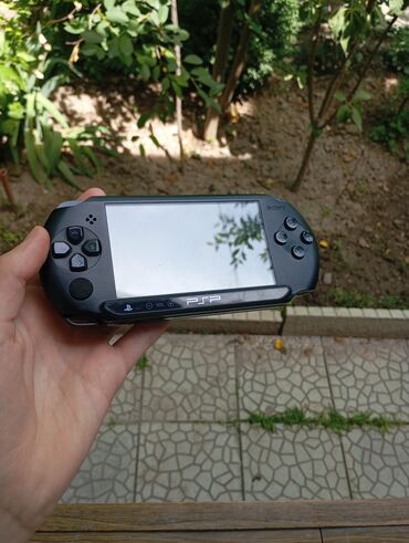 сколько стоит икс бокс ван: Psp минимальные царапины но не работает! может быть как Донер экран