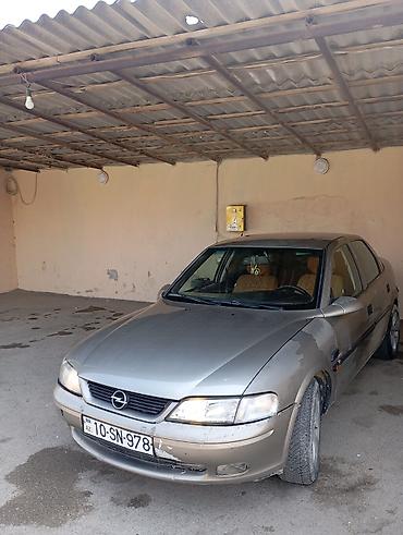 e90 aksesuar: Opel Vectra: 1.8 l | 1997 il 600560 km Sedan — 3
