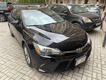срочно продать машину: Toyota Camry: 2017 г., 2.5 л, Автомат, Бензин, Седан