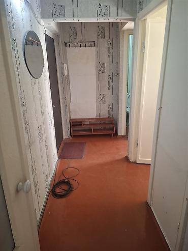 куплю квартиру в рассрочку: 2 комнаты, 44 м², 8 мкр 104 серия, 2 этаж, Требуется ремонт — 5
