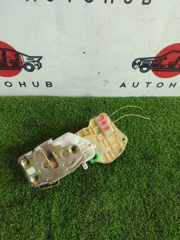 Другие детали кузова: Замок двери HONDA Stream 2 2002 (б/у)