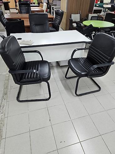 Ofis ucun Qonaq Kreslosu sekilde gorunduyu kimidir hec bir prablemi