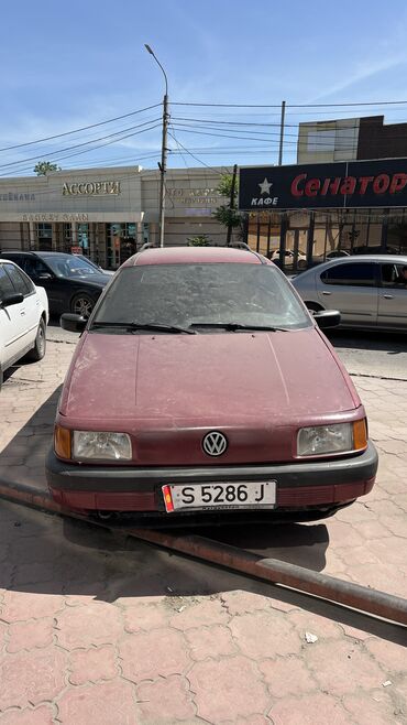 красный пассат: Volkswagen Passat: 1989 г., 1.8 л, Механика, Бензин, Универсал