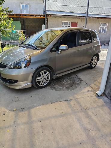 Honda Fit: 2007 г., 1.5 л, Автомат, Бензин, Хетчбек lalafo.kg да — 3 Honda Fit: 2007 г., 1.5 л, Автомат, Бензин, Хетчбек — 3