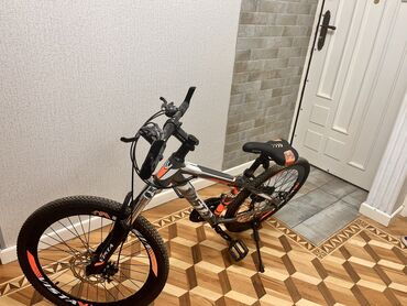 24 luk velosiped: Б/у Городской велосипед Vista, 24", скоростей: 10