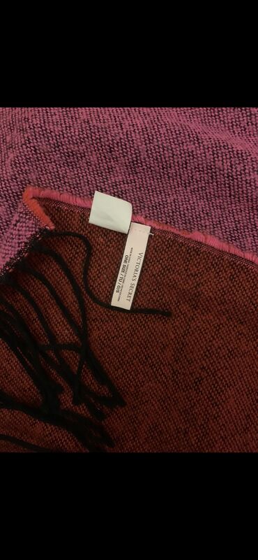 victoria s secret: Victoriya secret sarf boyuk olcu 20azn yeni kimi