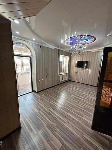 Продажа коттеджей и домов: СРОЧНО ПРОДАЮ ДВУХЭТАЖНЫЙ ДОМ! Дом расположен по первой линии ул — 6