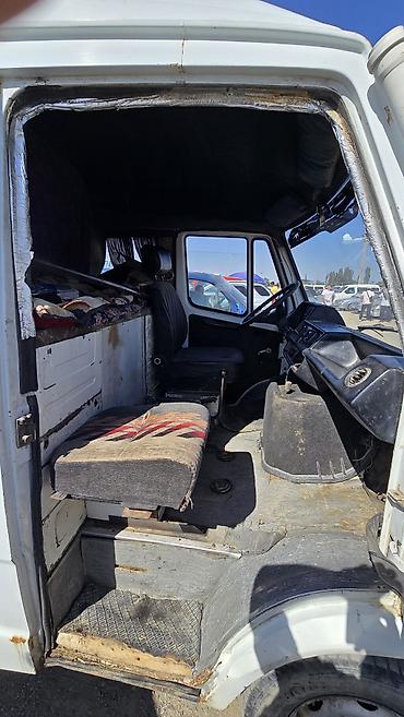 грузовой бусик: LDV : 1988 г., 2.9 л, Механика, Дизель, Фургон — 5