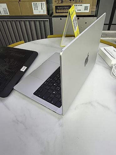 apple m3 pro: Для программирования, Б/у, Apple M4, ОЗУ, RAM: 16 ГБ, В рассрочку — 2