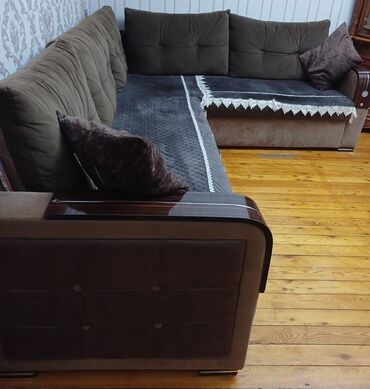 divan carpayı: Künc divan, Parça