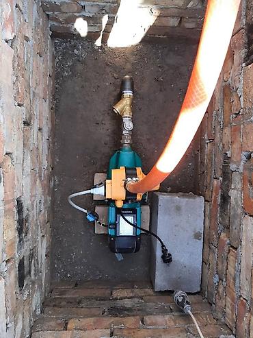 Другие услуги: Пробиваем вручную и бурим устанавливаем насосы проводим дом воду — 3