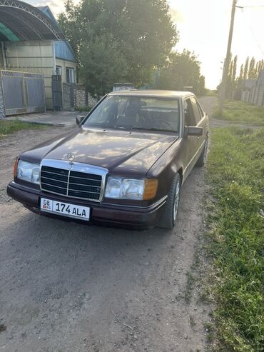 Mercedes-Benz: Продается автомобиль Mercedes-Benz в кузове W124. Цвет кузова –
