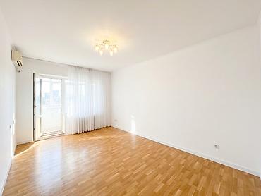Продажа квартир: 1 комната, 35 м², Дордой Плаза ТРЦ 106 серия, 9 этаж — 1