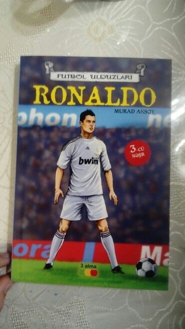 günəbaxan haqqinda melumat: Ronaldonun həyatı haqqında maraqlı kitab