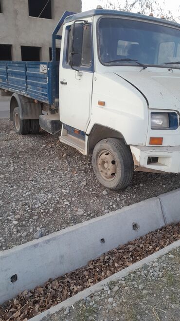 Грузовики: Грузовик, ЗИЛ, Стандарт, 5 т, Б/у at lalafo.kg — 7 Грузовики: Грузовик, ЗИЛ, Стандарт, 5 т, Б/у — 7