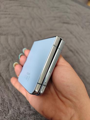Samsung: Samsun Z Flip 4 8/256 TOP STANJE Telefon je u perfektnom stanju, bez — 3
