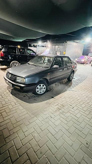 passat variant: Volkswagen Vento: 1994 г., 1.8 л, Механика, Бензин, Седан — 3