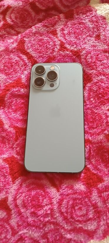 айфон 13 про чехлы: IPhone 13 Pro, Б/у, 256 ГБ, Серебристый, Чехол, 93 %