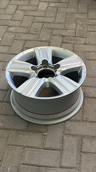 Диски: Литые Диски R 18 Toyota, 1 шт, отверстий - 5, Б/у — 2