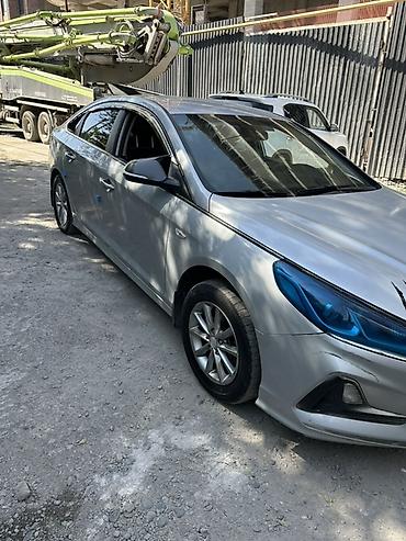 экран саната: Hyundai Sonata: 2018 г., Автомат, Бензин, Седан — 4